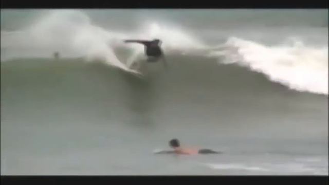 Unleashed Surfer on tour with the UKPSA in Sri Lanka смотреть онлайн