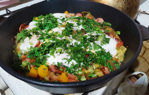 Шакшука с овощами на завтрак. смотреть онлайн