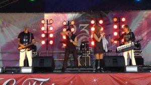 Самоцветы  -  Листья желтые