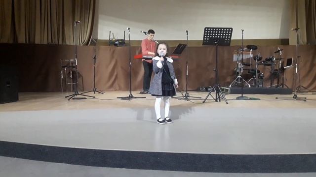 Вера Полякова "в день чудесный воскресенья"