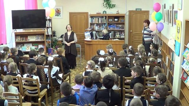 Гатчина. Детская библиотека. Встреча с писателем, Екатериной Каретниковой смотреть онлайн