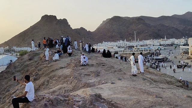 Вкратце о горе Ухуд. смотреть онлайн