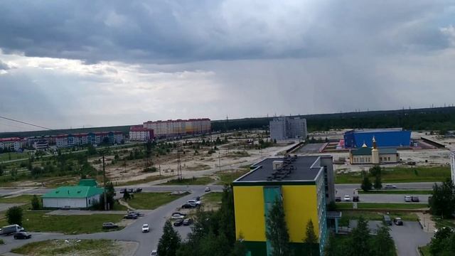 VLOG:Завтрак не задался.Делают детскую площадку.Готовим обед.Семейная прогулка(7.07.20) смотреть онлайн