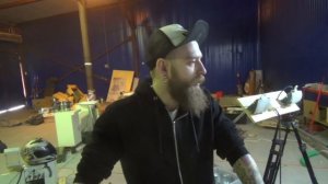 КОРОЧЕ: ДАНЯ КРАСТЕР ДЕЛАЕТ РОБОТА