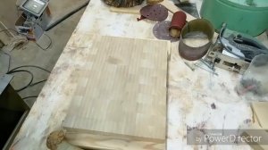 Тест торцевой доски. Раскалываем торцевую доску топором.