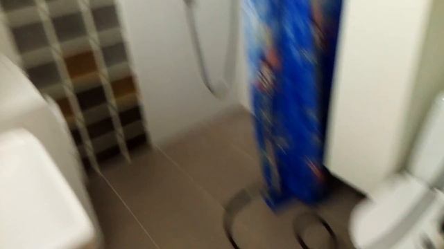 100 литров воды в натяжном потолке - ТеХпотолки смотреть онлайн