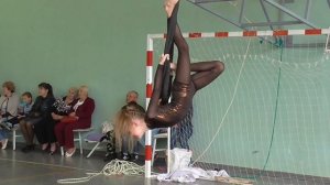 Выступление на стропах