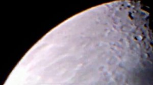 Луна в телескоп Celestron Astro Master 130 EQ