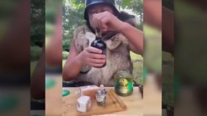 Знает толк в закуске