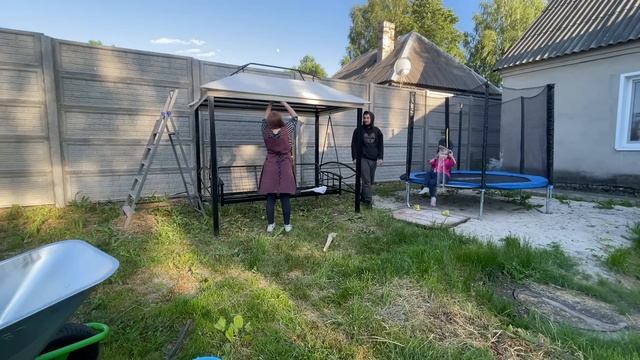 ЧТО МЫ СТРОИМ? ОГОРОД БЕЗ ПРОПОЛКИ! ПРИШЛО ИХ ВРЕМЯ! НАША ФЕРМА! ЖИЗНЬ ПРОСТЫХ ЛЮДЕЙ В ДЕРЕВНЕ! смотреть онлайн