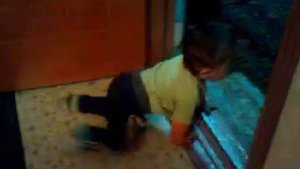 Ребёнок ругается с папой