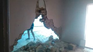 Как демонтировать кирпичные стены