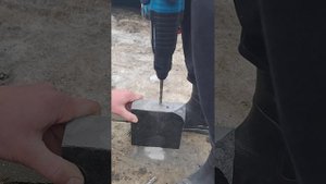 Тест перфоратора на граните. Перфоратор из наборов.