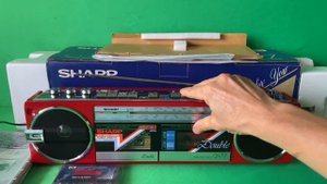 Sharp QT - 77  HR (RED)