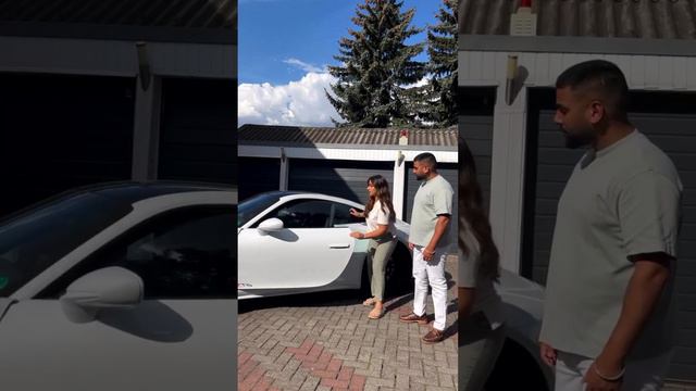 Как быстро научить девушку правильно закрывать дверь в машине #юмор2024 смотреть онлайн