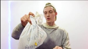 Сделали 3d голограмму с говорящим Беном для вашего смартфона?