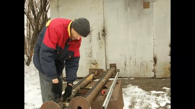 Привариваем гаражные петли к трубе смотреть онлайн