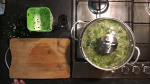 Крем суп из брокколи / Как приготовить низкокалорийный суп с брокколи - Broccoli Soup Recipe