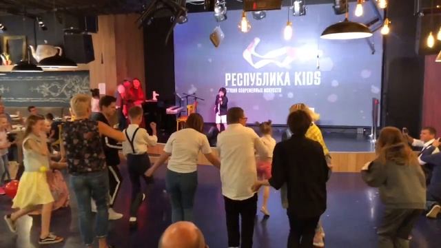 Тагир Абасов «Моя бабушка курит трубку» смотреть онлайн