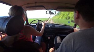 Девушка в первые за рулём l Влог по жиге ВАЗ 2106 l
