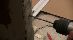 Монтаж дверной рамы в ванне комнате ремонт квартиры установка дверей в ванной