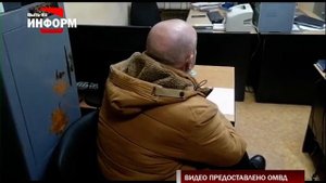 54-летний мужчина 4 раза расплатился чужой картой