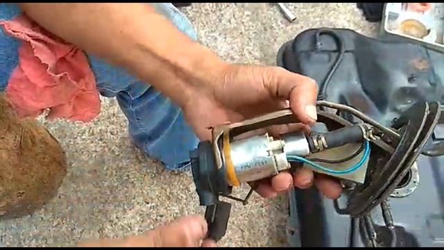 COMO CAMBIAR LA BOMBA DE COMBUSTIBLE SUZUKI FORSA 2 Y CHEVROLET FORSA