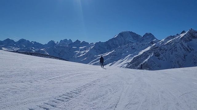 Эльбрус / спуск от ст. Мир до ст. Кругозор 27.02.2024 смотреть онлайн