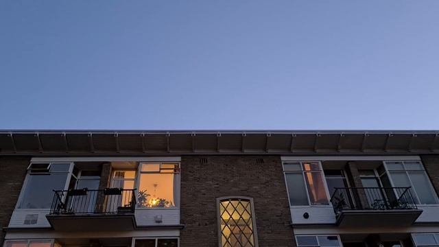 Laatvlieger Wageningen Diedenweg смотреть онлайн