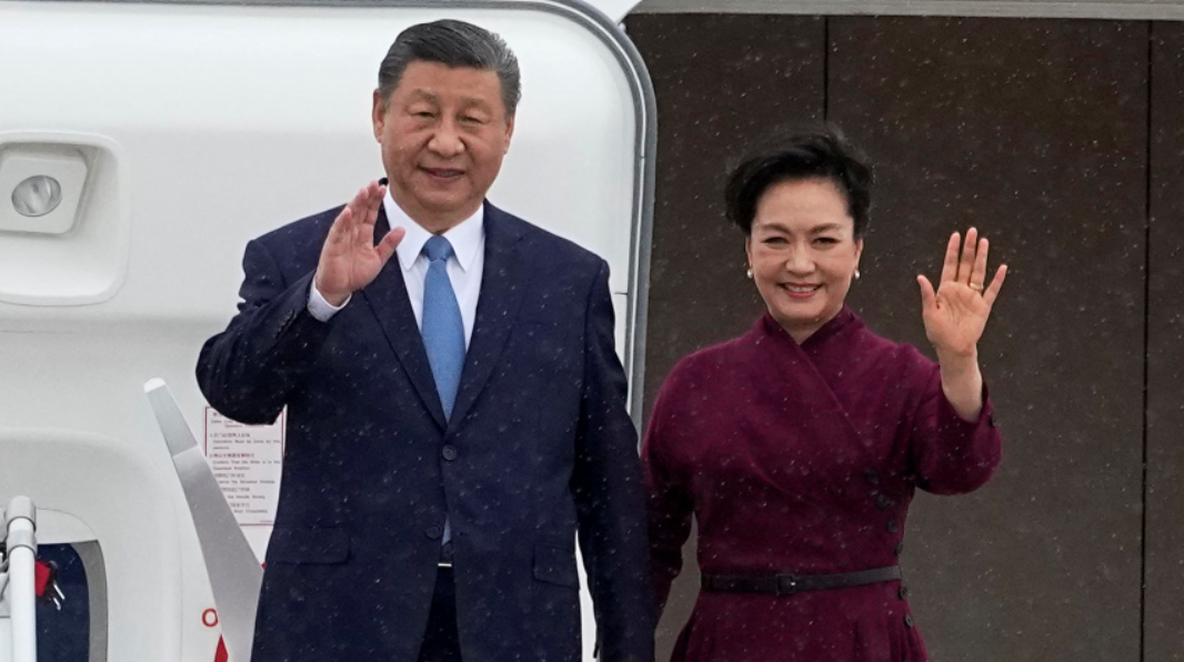 Си Цзиньпин обсудит кризис на Украине на переговорах с Эммануэлем Макроном в Париже