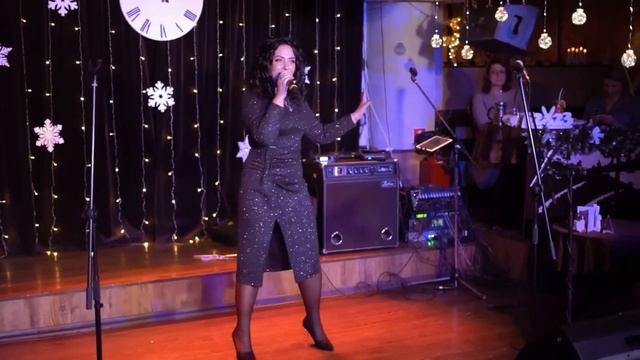 ОБАЛДЕННАЯ ПЕСНЯ! На прощание он подарил ей женское счастье! смотреть онлайн