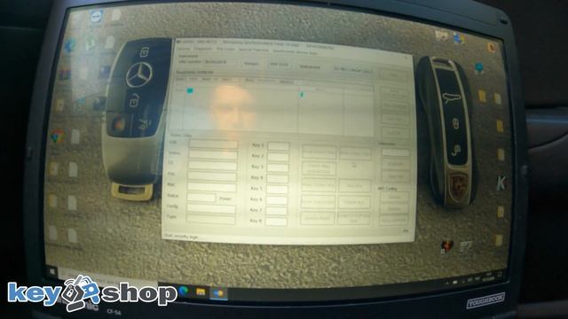 Audi Q3 программирование ключа Keyless Go / Программатор Xhorse Key Tool Max и Vvdi2 Кривой Рог