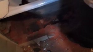 Как сломать чугунную ванну