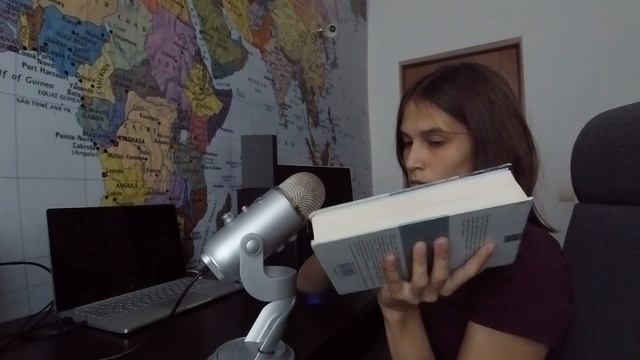 АСМР ДОДУМАЛАСЬ СТУЧАТЬ ПО БАНКОВСКОЙ КАРТЕ XD смотреть онлайн