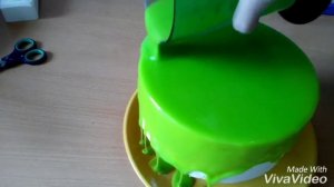 Покрытие муссового торта зеркальной глазурью, Медовик по-новому.