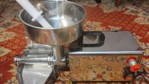 Шнековая соковыжималка ETC-1C Foodatlas.