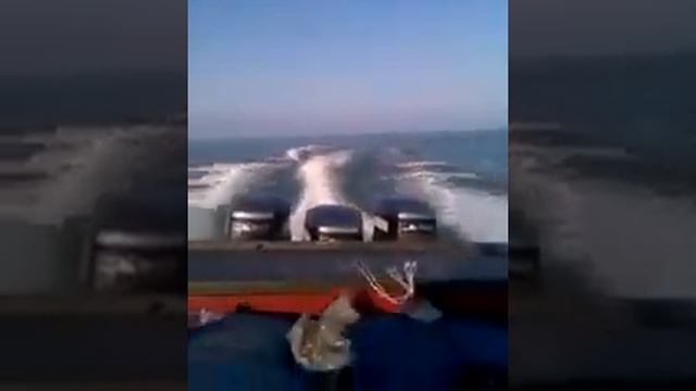 ТРЁХ МОТОРНАЯ БАЙДА ИДЁТ НА ПОДРЕЗКУ! смотреть онлайн