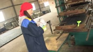 Новый тротуар из старых покрышек