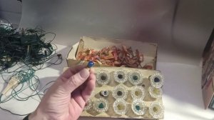 Старая советская гирлянда из лампочек накаливания #ретро #Гирлянда #СССР