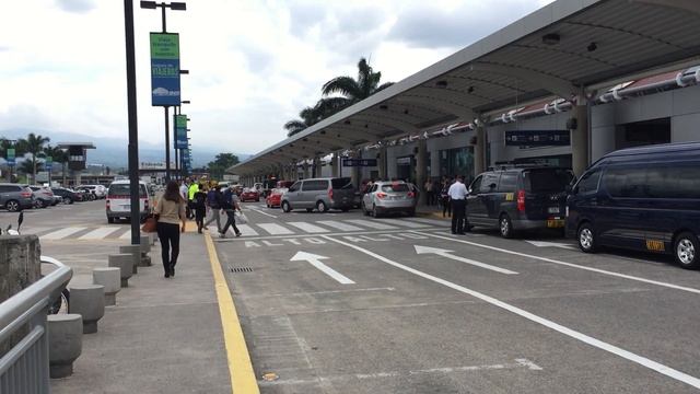 Walking to San Jose airport смотреть онлайн