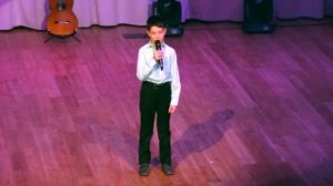 Алла Ахундова "Красивая девочка" читает Федор Клименко