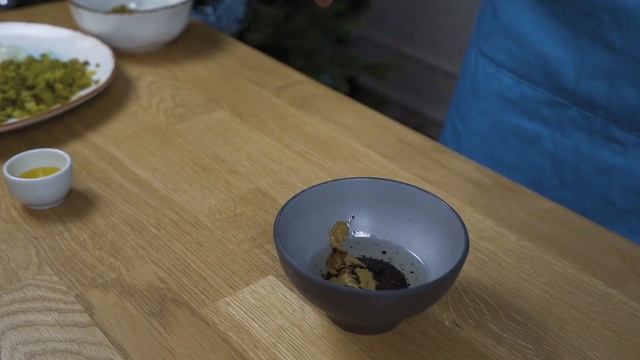 ВИНЕГРЕТ ПРЯМО В СВЕКЛЕ?! / Необычная подача к Новогоднему столу / TEENDAILY смотреть онлайн