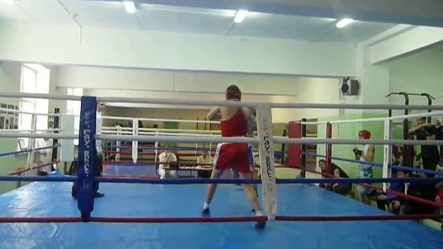 Открытый ринг, клуб "Первая перчатка" Денис Новиков смотреть онлайн