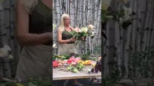 Live Instagram - Criss Cross Bouquet "Marissa"