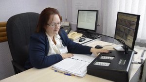 Диктор железнодорожного вокзала