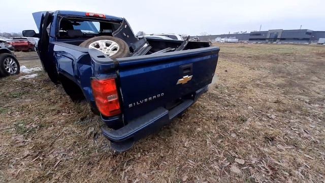 X0063A 2017 Chevy Silverado 1500 смотреть онлайн