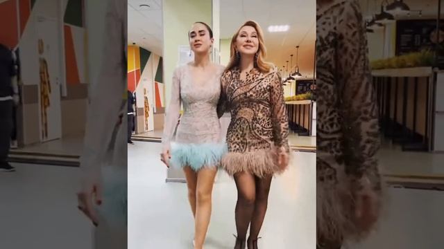 Любовь Успенская и Татьяна Плаксина появились на публике в откровенных нарядах