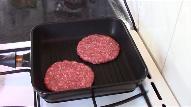 И СЫТНО и ОЧЕНЬ ВКУСНО!  Как быстро сделать ВОППЕР.  Домашние вопперы.