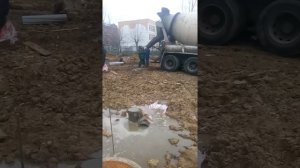 Забутовка футляра канализации