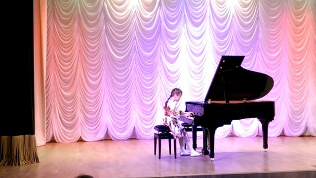 Э. Вилла-Лобос. Полишинель. Ксюша Трефилова 10 лет. смотреть онлайн